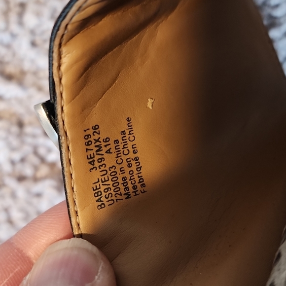 Calvin Klein Babel black/white snakeskin sandals-9 - Picture 7 of 7